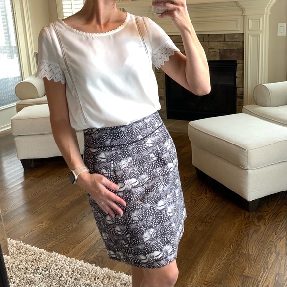 J. CREW Size 0 Black Brown & White Feather Print Skirt Career - Picture 2 of 11